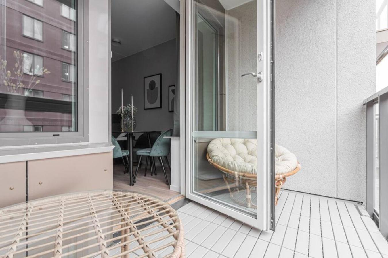 Beautiful And Cozy In A New Building Lejlighed Stockholm
